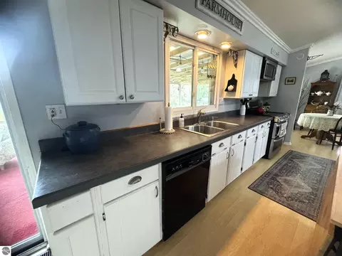 Kitchen - 5251 M-55, Hale, MI 48739 photo 1 of 6