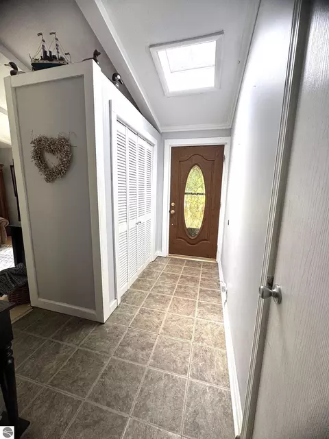 Entry Way - 5251 M-55, Hale, MI 48739 photo 1 of 2