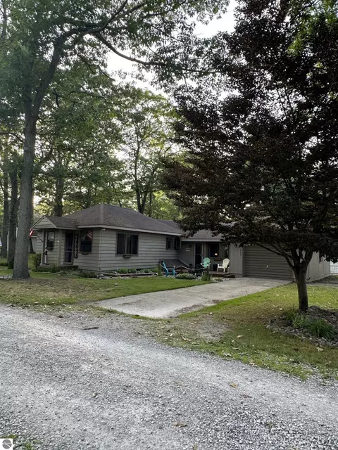 Exterior - 5437 E 8th St, Au Gres, MI 48703 photo 13 of 22