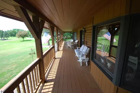 Exterior - 5592 Linksview Way, Gladwin, MI 48624 photo 6 of 26