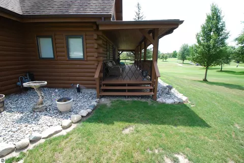 Exterior - 5592 Linksview Way, Gladwin, MI 48624 photo 16 of 26
