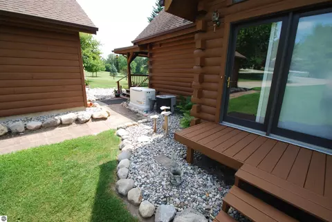 Exterior - 5592 Linksview Way, Gladwin, MI 48624 photo 8 of 26