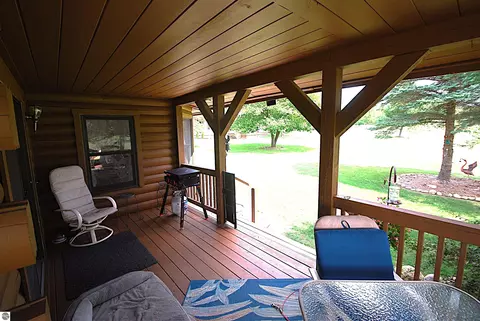 Exterior - 5592 Linksview Way, Gladwin, MI 48624 photo 7 of 26