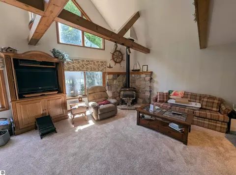 Living - 5110 Huron Breeze Dr, Au Gres, MI 48703 photo 1 of 5