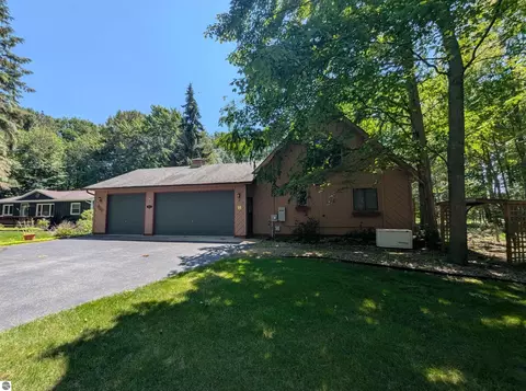 Exterior - 5110 Huron Breeze Dr, Au Gres, MI 48703 photo 18 of 23