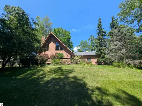 Exterior - 5110 Huron Breeze Dr, Au Gres, MI 48703 photo 3 of 23