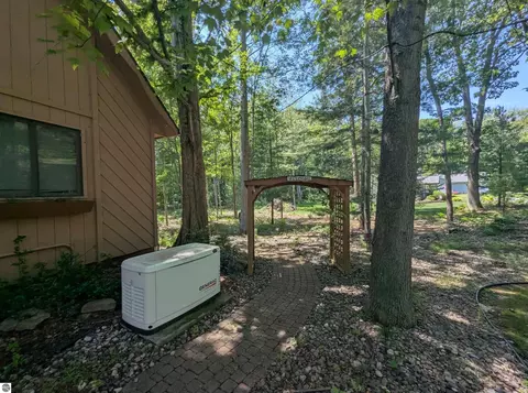 Exterior - 5110 Huron Breeze Dr, Au Gres, MI 48703 photo 13 of 23