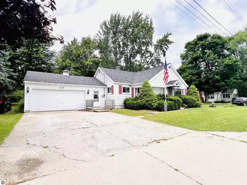 259 N Morey Rd, Lake City, MI 49651