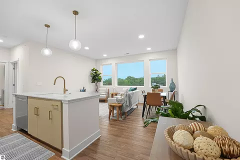 1109 S Carver St #6, Traverse City, MI 49686