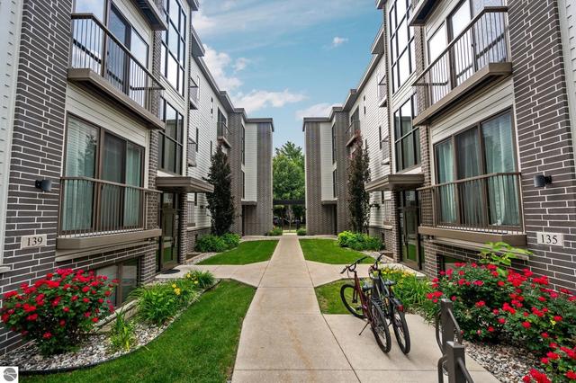 139 Eighth St #107, Traverse City, MI 49684
