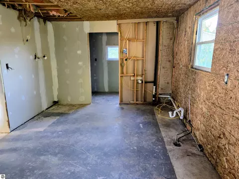 112 N 2nd St, Mesick, MI 49668 photo 8