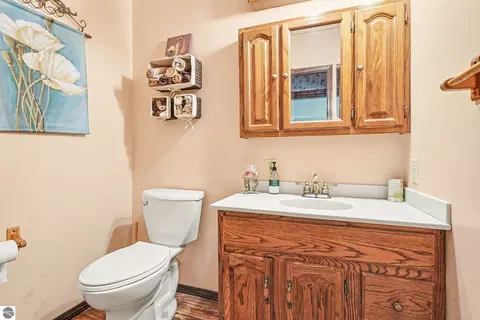 Bath - 3780 E Coe Rd, Shepherd, MI 48883 photo 1 of 2