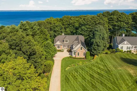3981 Smokey Ridge Rd, Traverse City, MI 49686