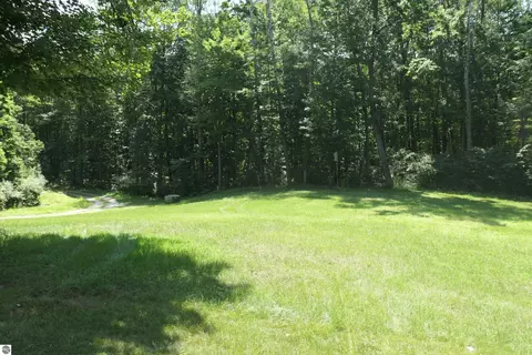 Exterior - 4769 Feather Trl, Edmore, MI 48829 photo 6 of 6