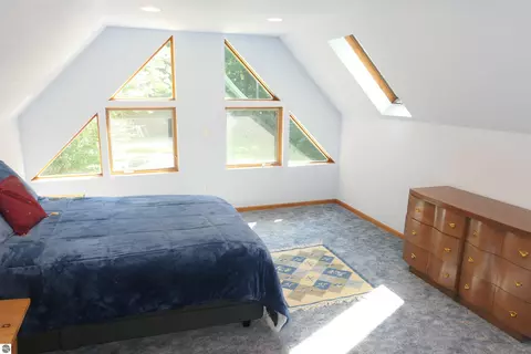 Bedroom - 4769 Feather Trl, Edmore, MI 48829 photo 7 of 12