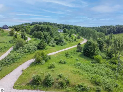 9742 E Peterson Rd, Northport, MI 49670