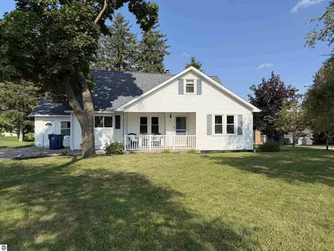 365 S First St, Freeland, MI 48623