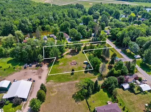 V/l 1-d E Fourth Street, Bellaire, MI 49615