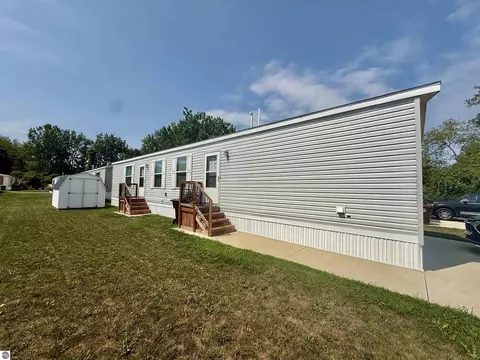 1062 Jefferson Ct, Mount Pleasant, MI 48858