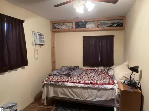 Bedroom - 2157 Ash St, Standish, MI 48658 photo 1 of 1