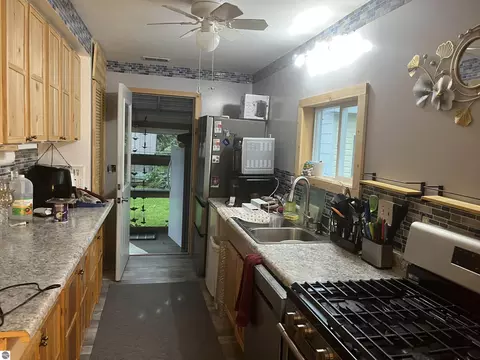 Kitchen - 2157 Ash St, Standish, MI 48658 photo 1 of 1