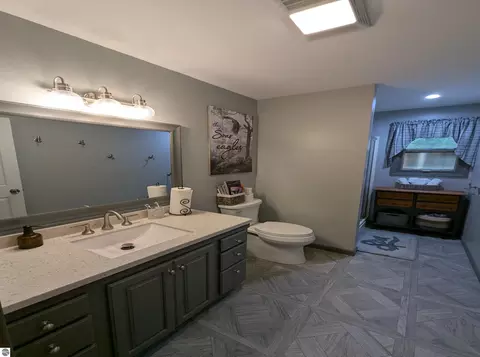 Bath - 387 N Huron, Au Gres, MI 48703 photo 2 of 4