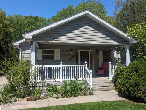 Exterior - 387 N Huron, Au Gres, MI 48703 photo 7 of 15