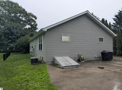 Exterior - 387 N Huron, Au Gres, MI 48703 photo 15 of 15