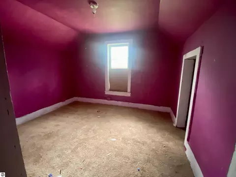 416 E Maple St, Mcbain, MI 49657 photo 3
