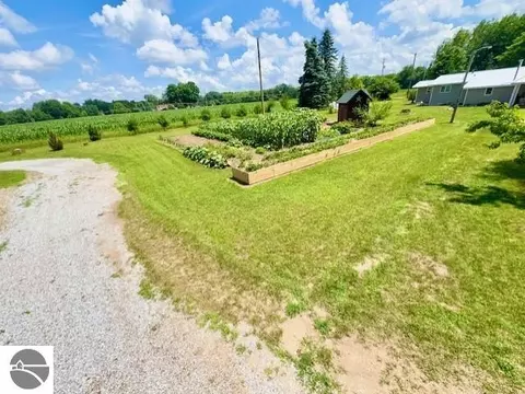 4721 E Sidney Rd, Stanton, MI 48888 photo 30