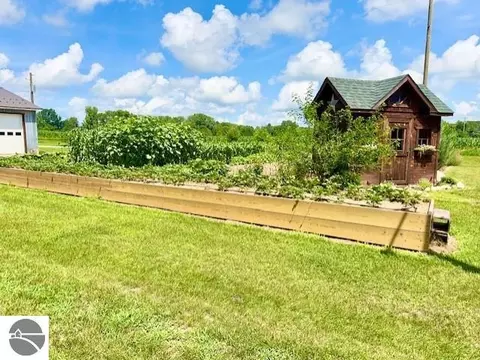 4721 E Sidney Rd, Stanton, MI 48888 photo 29