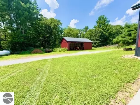 4721 E Sidney Rd, Stanton, MI 48888 photo 27