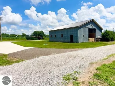 4721 E Sidney Rd, Stanton, MI 48888 photo 23