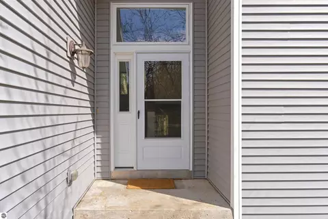 4398 W 4400 W Manhattan, Traverse City, MI 49685