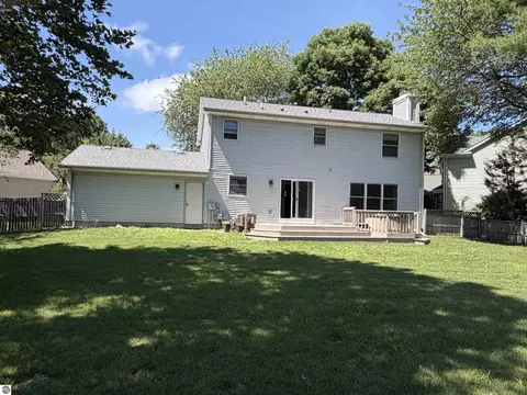 4502 Wild Pine Ct S, Midland, MI 48642