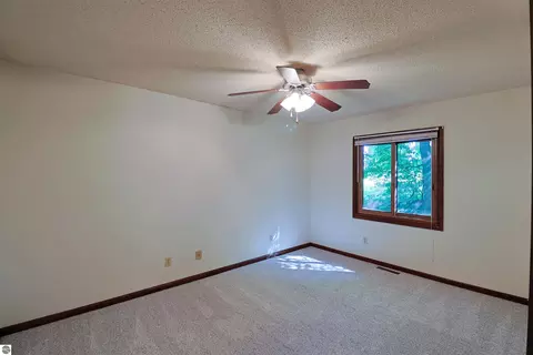 Bedroom - 8800 Golfside Ct, Shepherd, MI 48883 photo 4 of 6