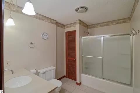 Bath - 8800 Golfside Ct, Shepherd, MI 48883 photo 1 of 2
