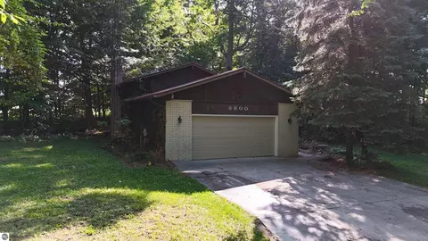 Exterior - 8800 Golfside Ct, Shepherd, MI 48883 photo 7 of 7