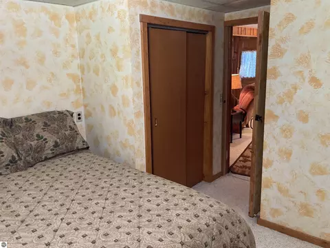 Bedroom - 3945 Martin Rd, Lupton, MI 48635 photo 2 of 3