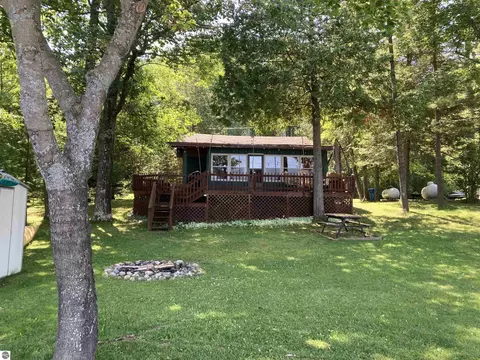 Exterior - 3945 Martin Rd, Lupton, MI 48635 photo 1 of 7