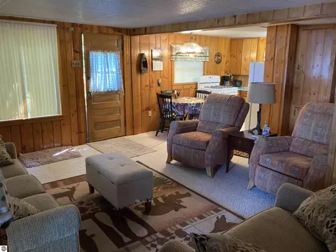 Living - 3945 Martin Rd, Lupton, MI 48635 photo 2 of 4