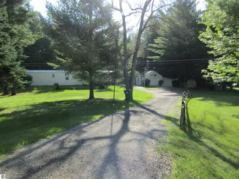 3719 Rifle River Trl, Prescott, MI 48756