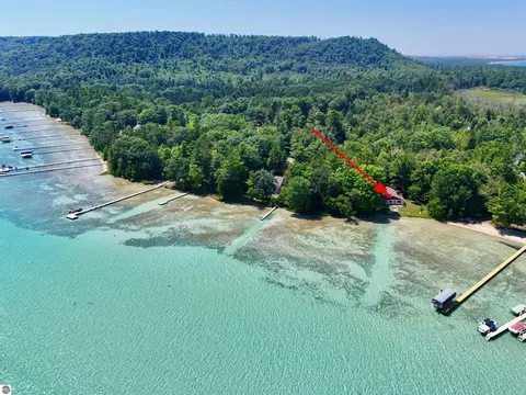 6439 S Sunset, Glen Arbor, MI 49636