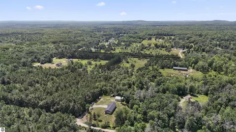 View/Area - 6838 Williams Trl, Grayling, MI 49738 photo 5 of 7