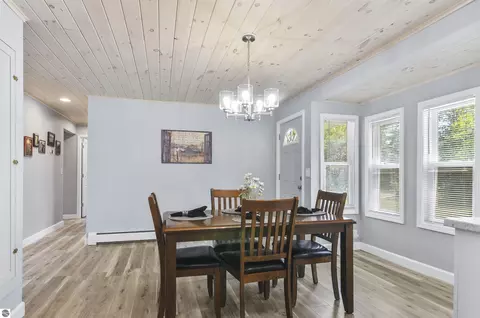 Dining - 6838 Williams Trl, Grayling, MI 49738 photo 6 of 6