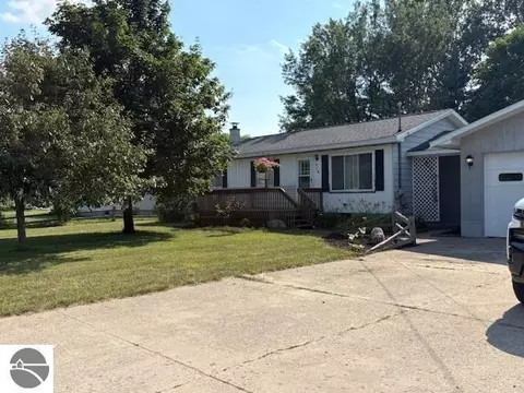 314 S Essex, Kalkaska, MI 49646