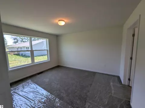 Bedroom - 257 Stern Dr, Au Gres, MI 48703 photo 5 of 6