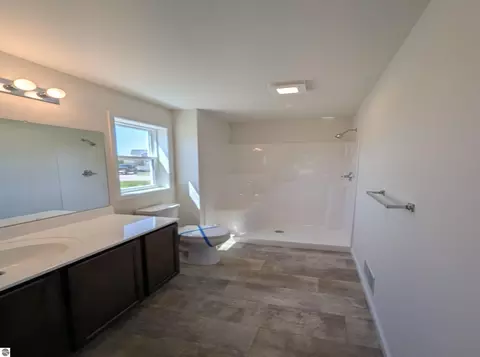 Bath - 257 Stern Dr, Au Gres, MI 48703 photo 3 of 5