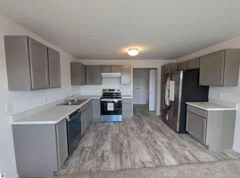Kitchen - 268 Stern Dr, Au Gres, MI 48703 photo 3 of 3
