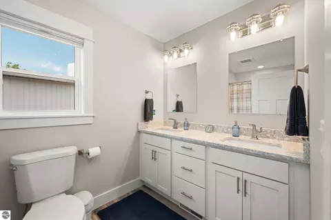 Bath - 9232 S Flaska Dr, Cedar, MI 49621 photo 2 of 3